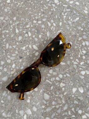 Tortoiseshell Sunglasses with Brown Lenses